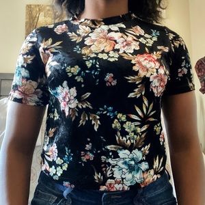 Velvet material floral shirt